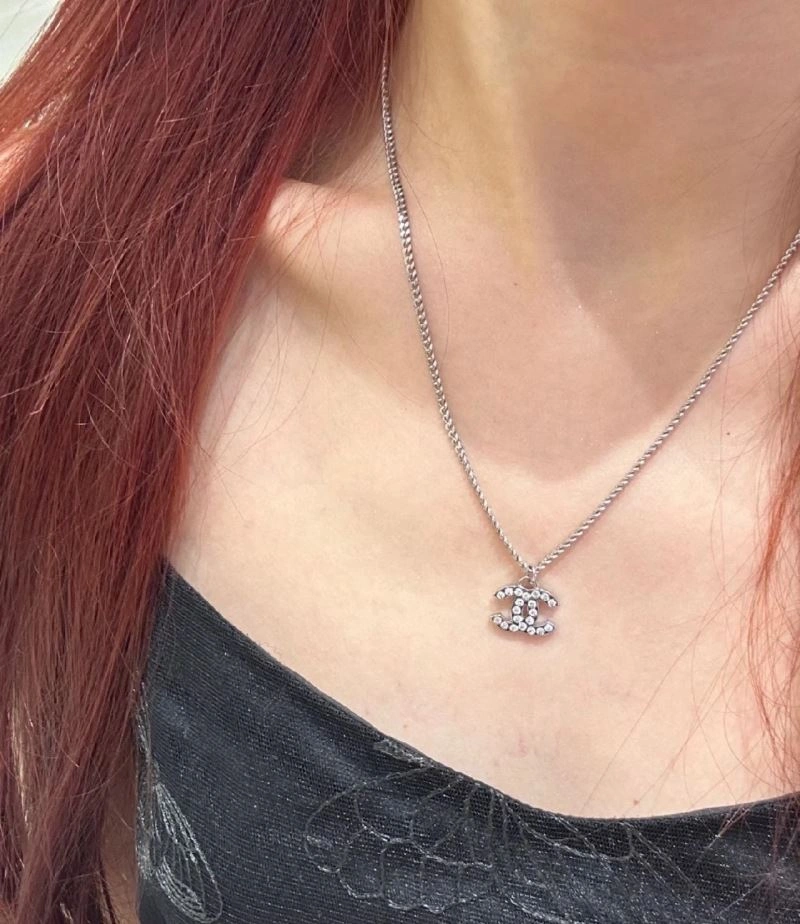 Chanel Necklaces Sleek 218788
