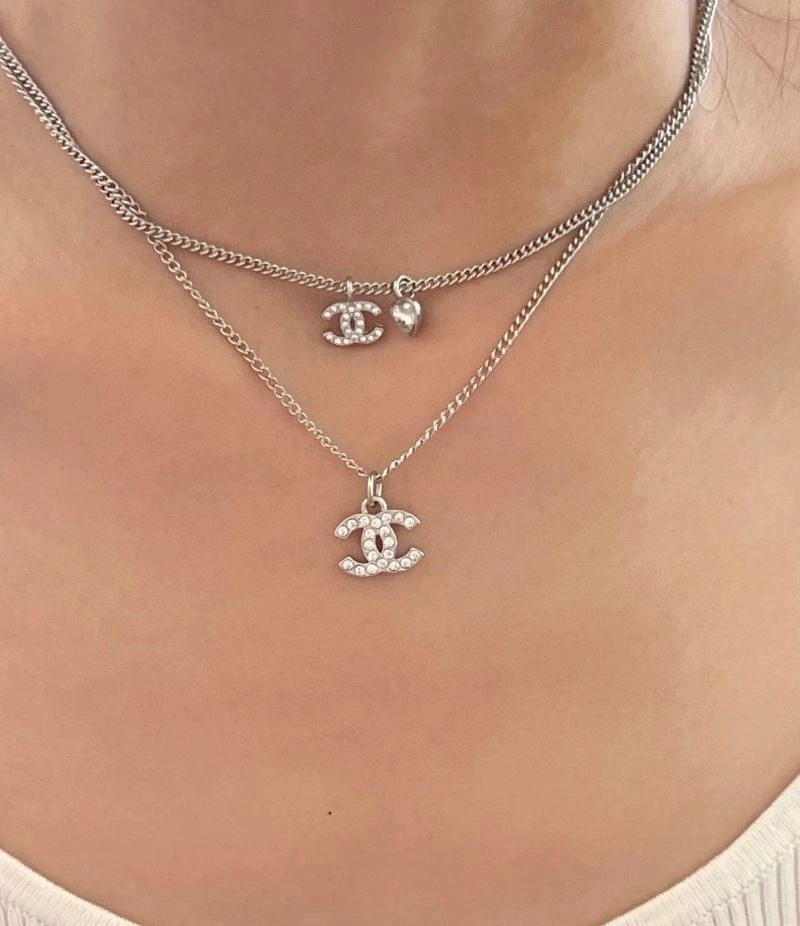 Chanel Necklaces Sleek 218788