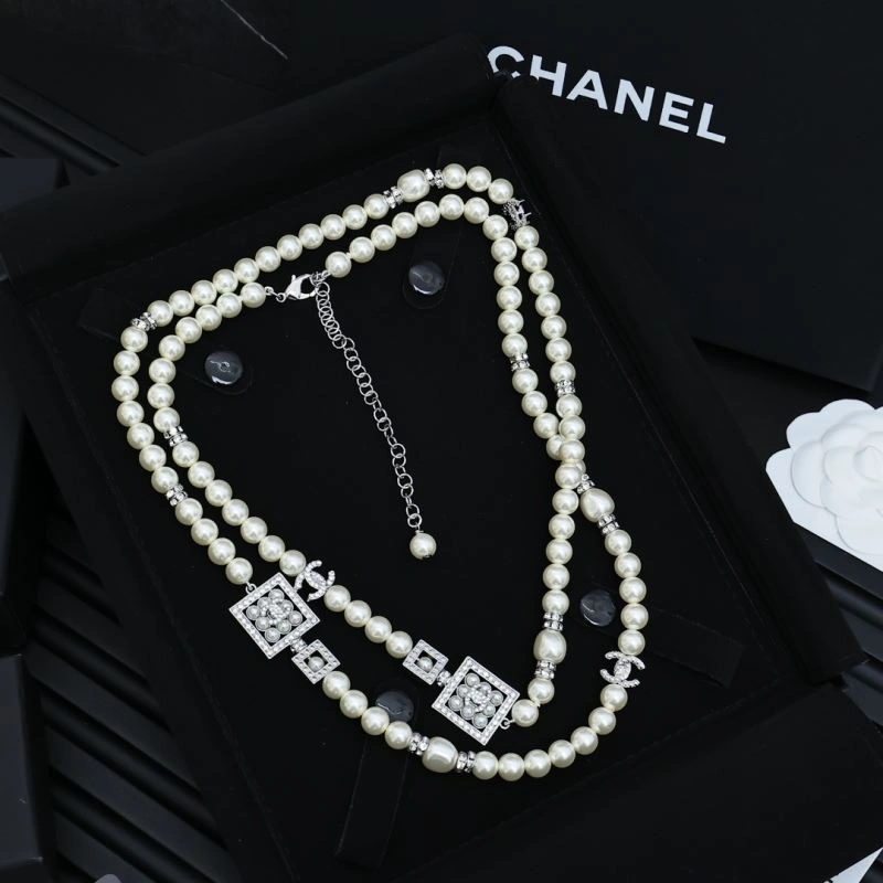 Casual Chanel Necklaces 228592
