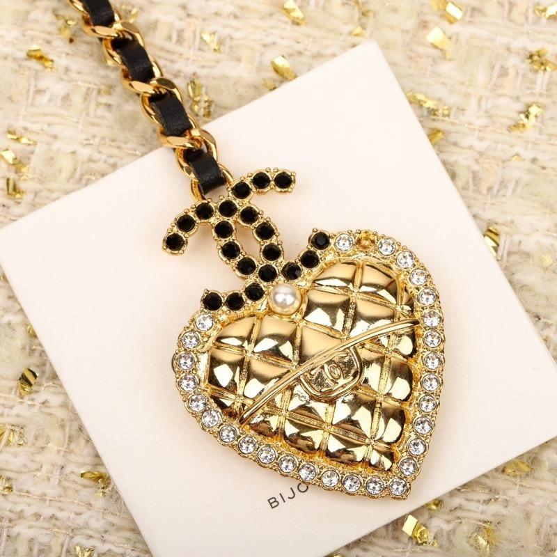 Chanel Necklaces Resilient 228590
