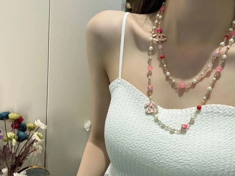 Chanel Necklaces Lightweight 228606