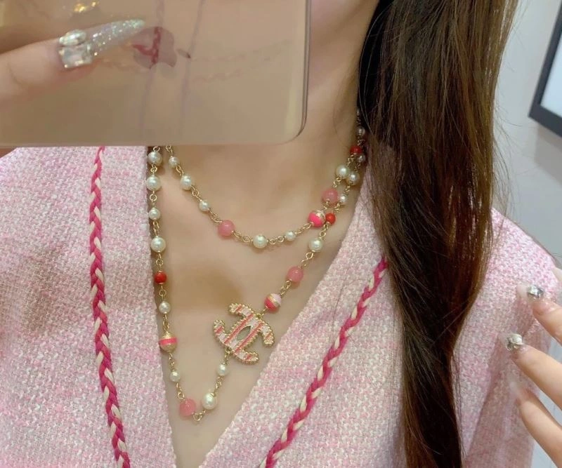Chanel Necklaces Lightweight 228606