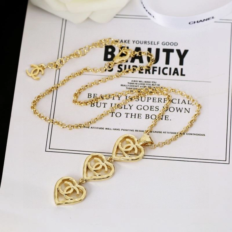 Chanel Necklaces Contemporary 228587