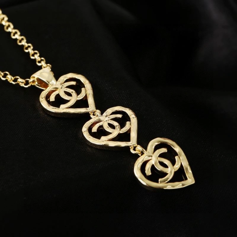 Chanel Necklaces Contemporary 228587