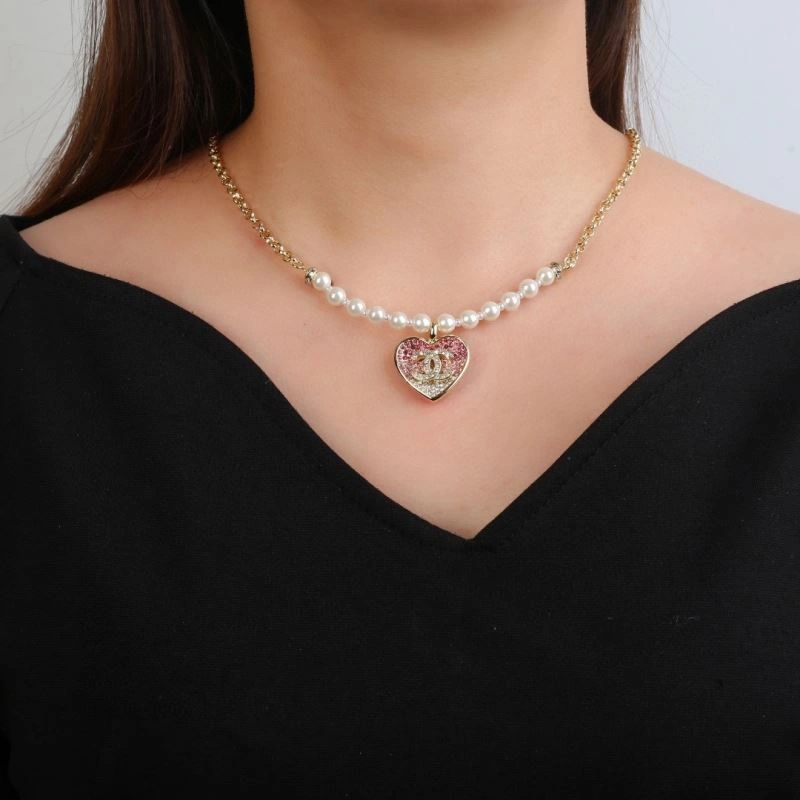 Classic Chanel Necklaces 228579