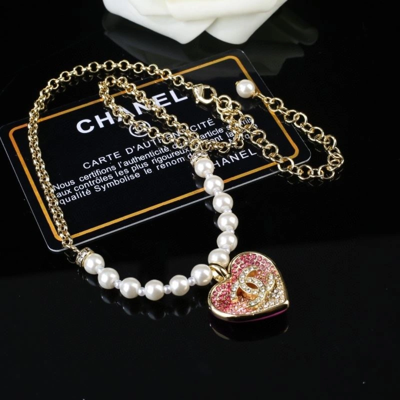 Classic Chanel Necklaces 228579