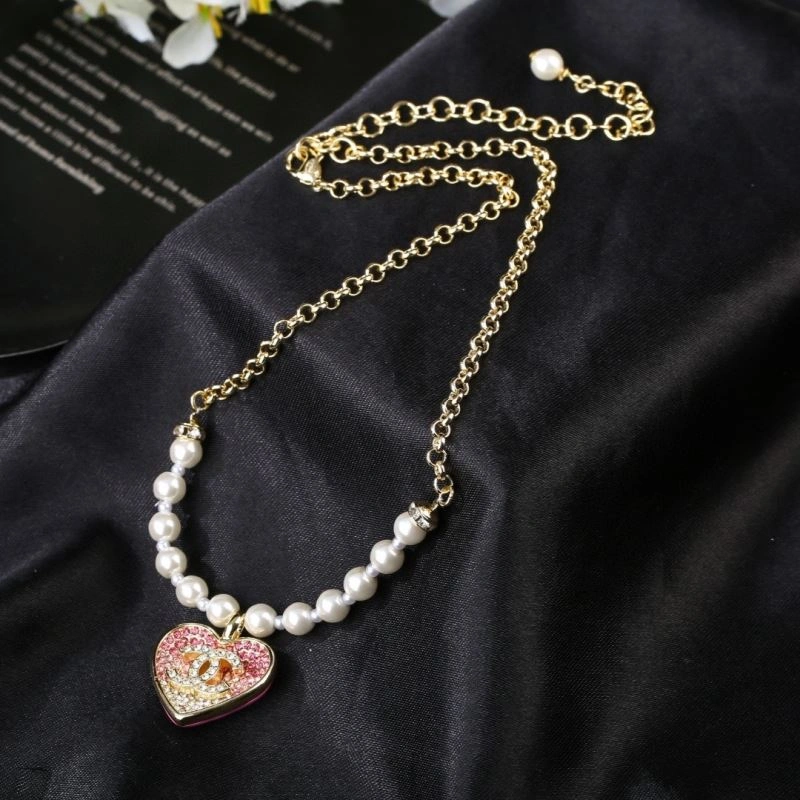 Classic Chanel Necklaces 228579
