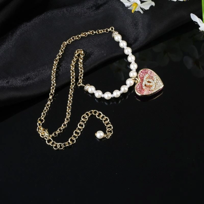 Classic Chanel Necklaces 228579