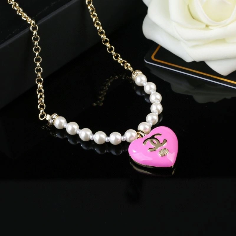 Classic Chanel Necklaces 228579