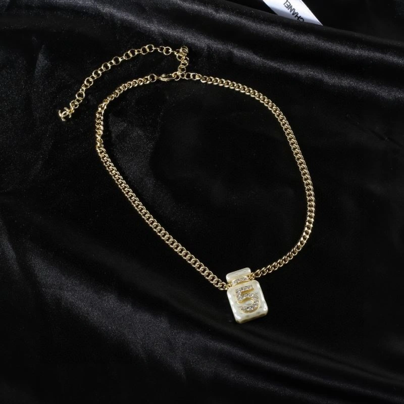 Chanel Necklaces Tailored 228615