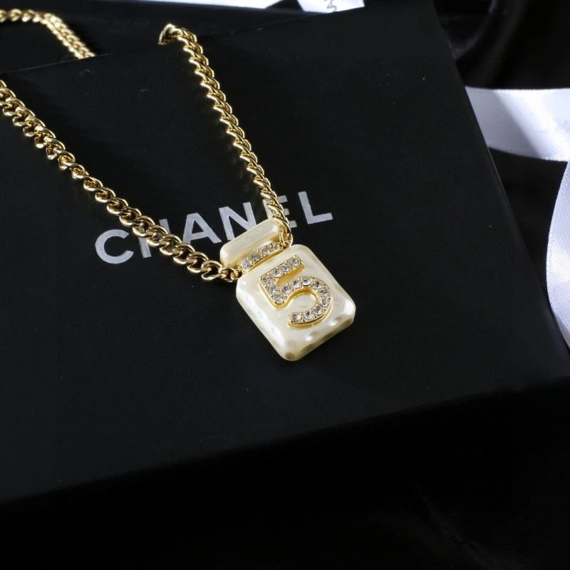 Chanel Necklaces Tailored 228615