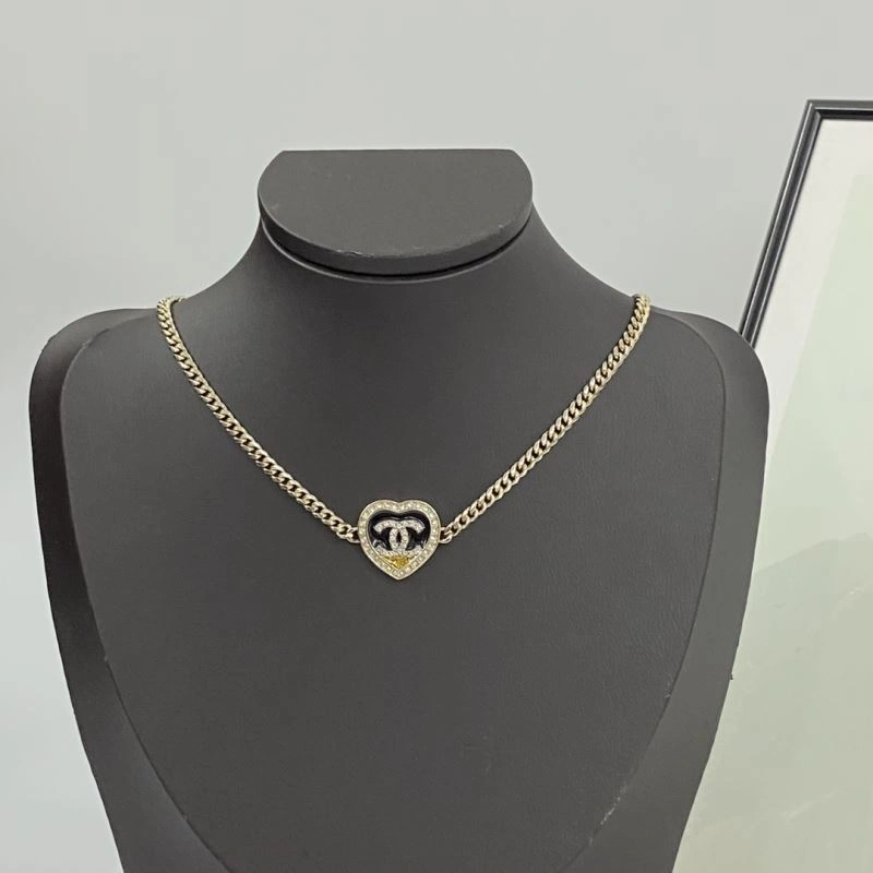 Sporty Chanel Necklaces 228603