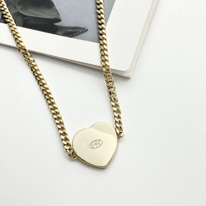 Sporty Chanel Necklaces 228603