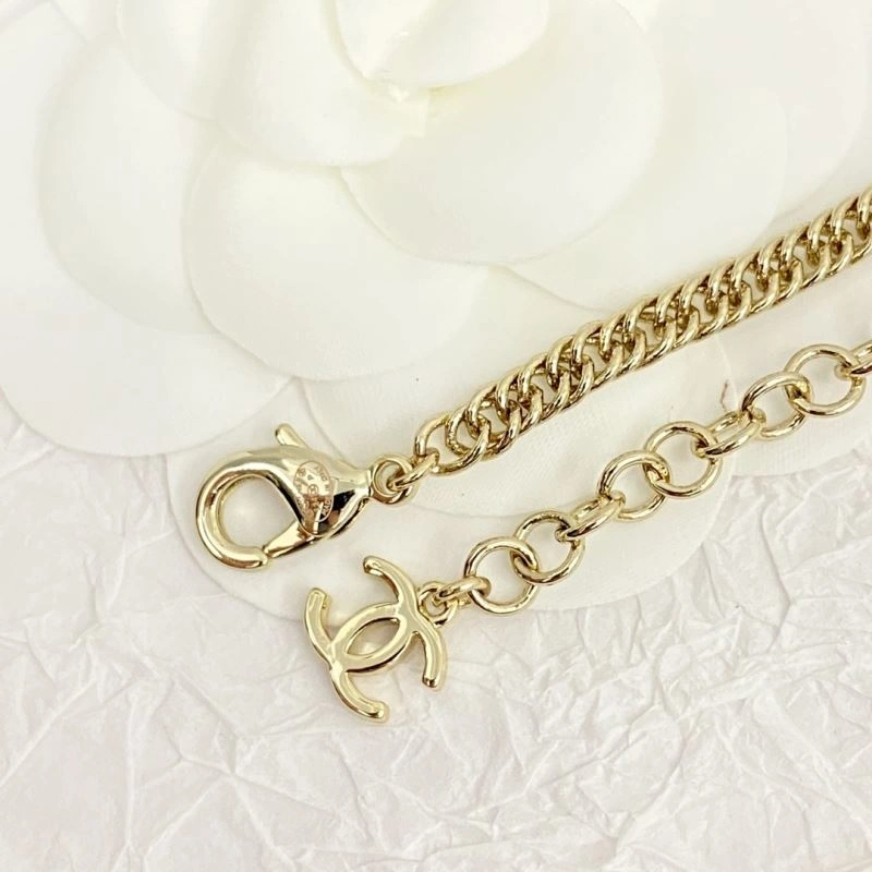 Chanel Necklaces Chic 228572