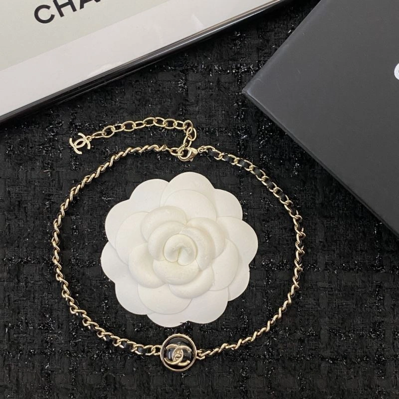Chanel Necklaces Bright 228626