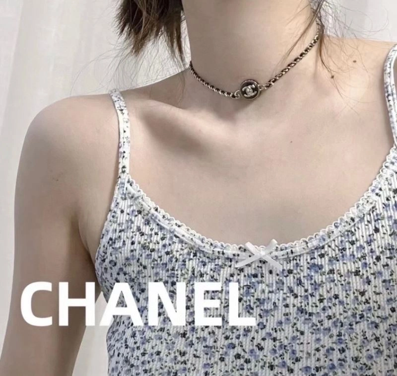 Chanel Necklaces Bright 228626
