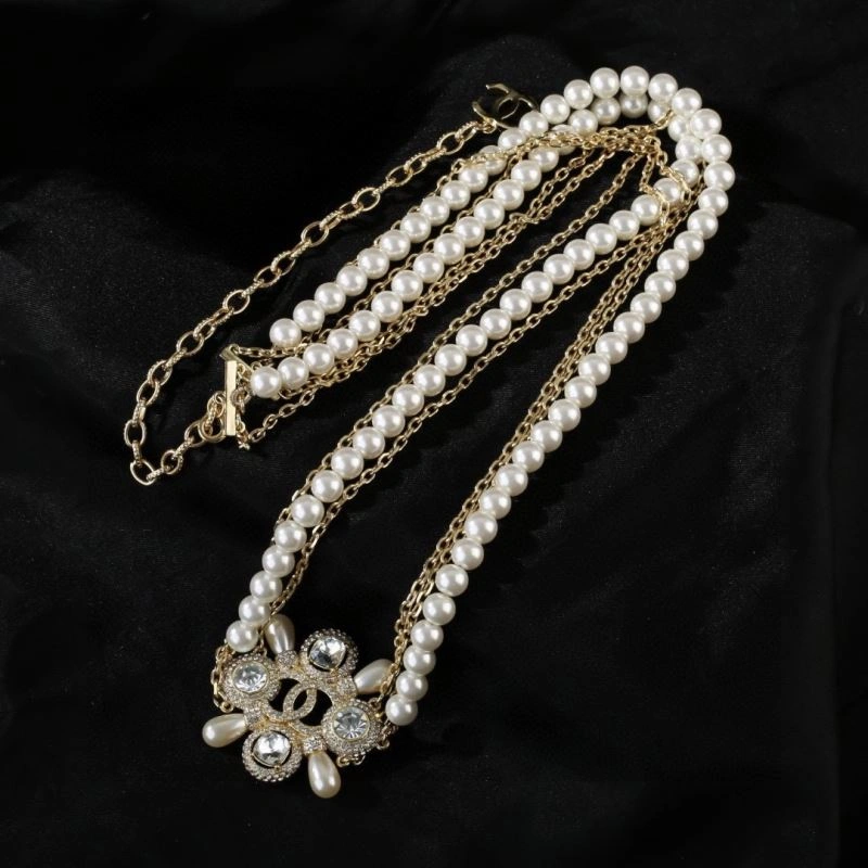 Chanel Necklaces Soft 228569