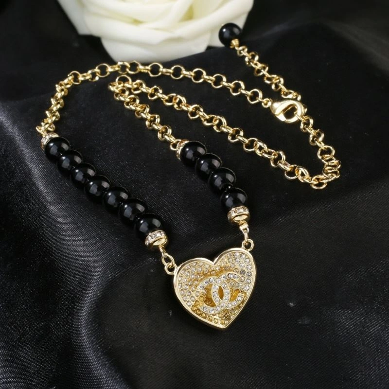 Chanel Necklaces Refined 228566