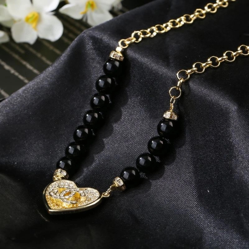 Chanel Necklaces Refined 228566