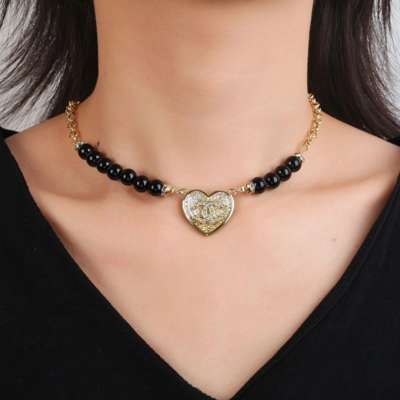 Chanel Necklaces Refined 228566