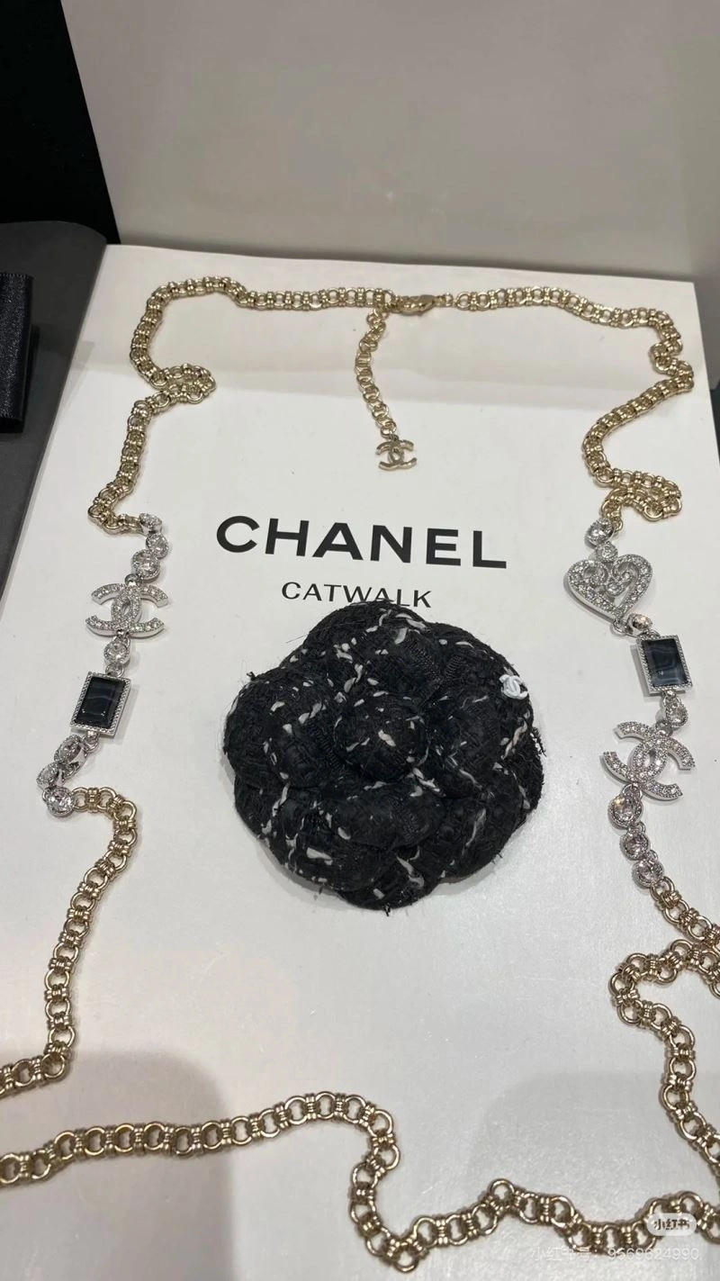 Chanel Necklaces Cozy 228553