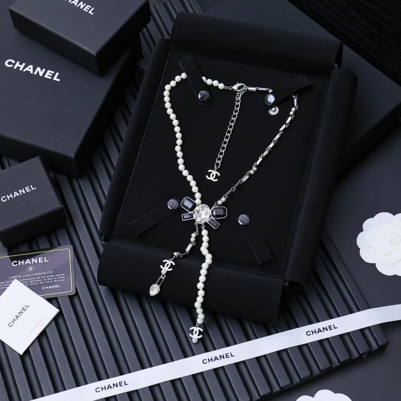Chanel Necklaces Lightweight 228574