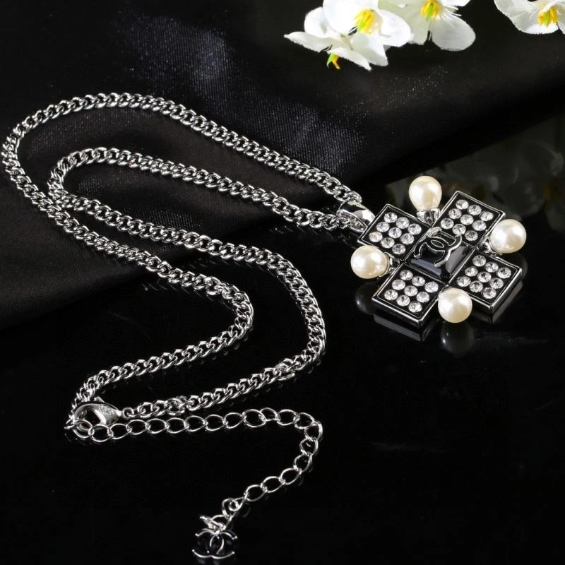 Lightweight Chanel Necklaces 228593