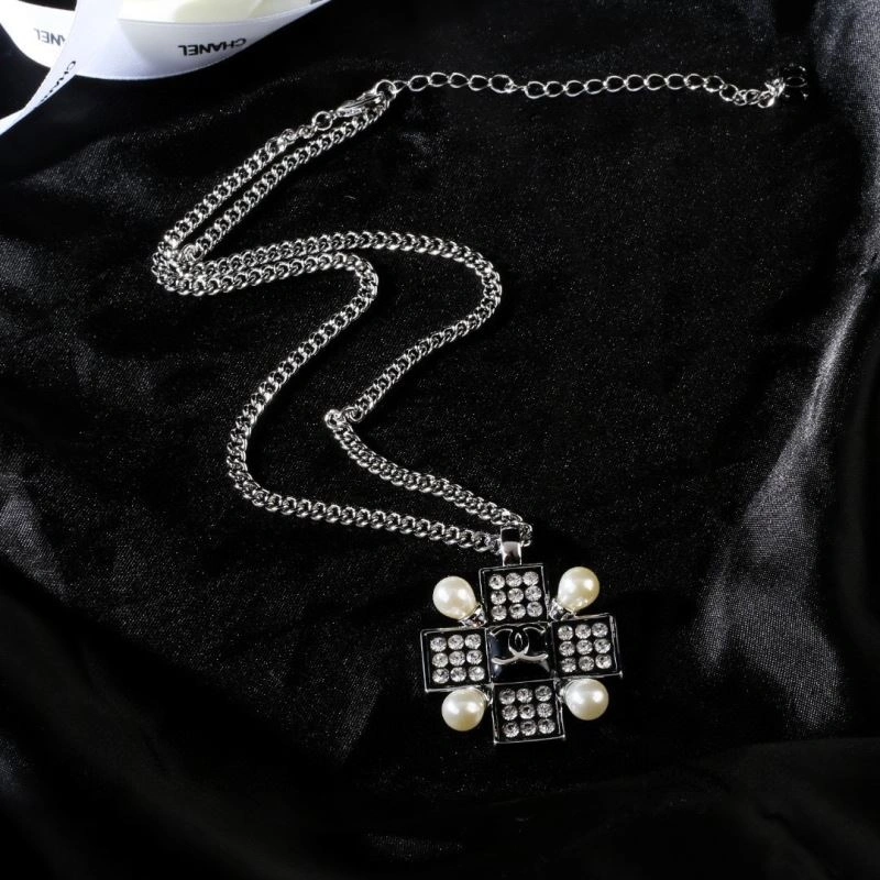 Lightweight Chanel Necklaces 228593