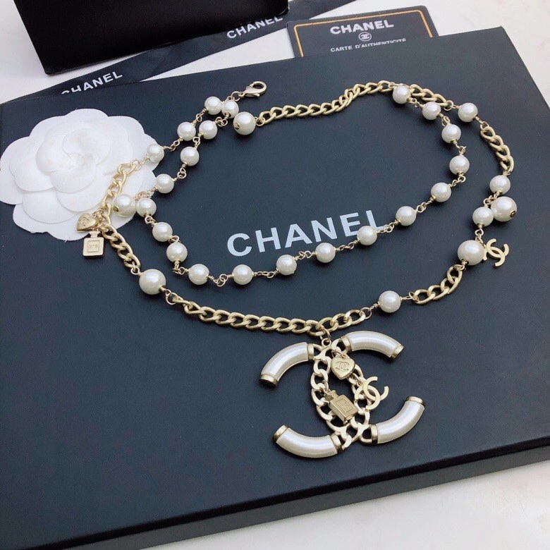 Chanel Necklaces Chic 228714