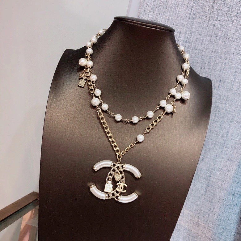 Chanel Necklaces Chic 228714