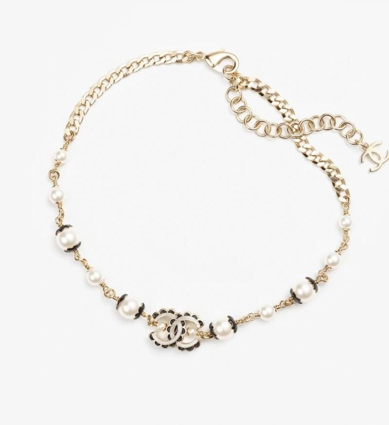 FashionForward Chanel Necklaces 228543