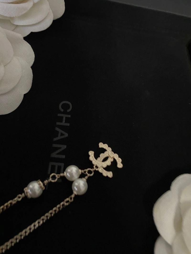 Chanel Necklaces Unisex 228541
