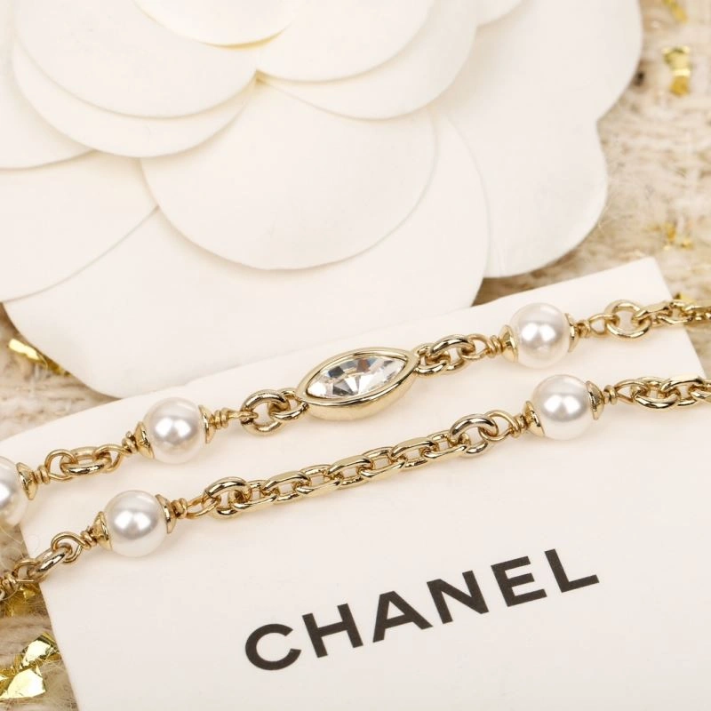 Chanel Necklaces Elegant 228596