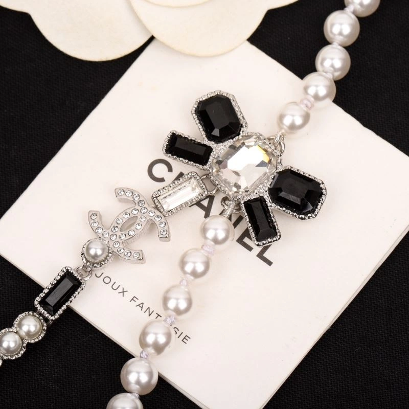 HighPerformance Chanel Necklaces 228578