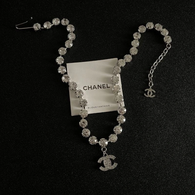 Resilient Chanel Necklaces 228549