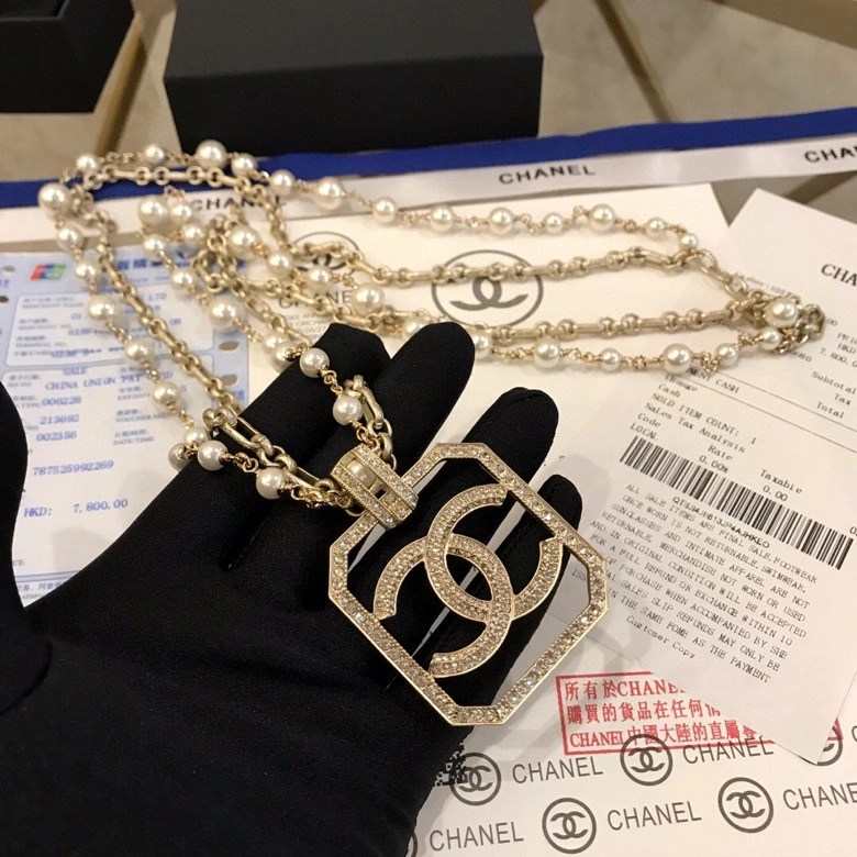 Premium Chanel Necklaces 228525