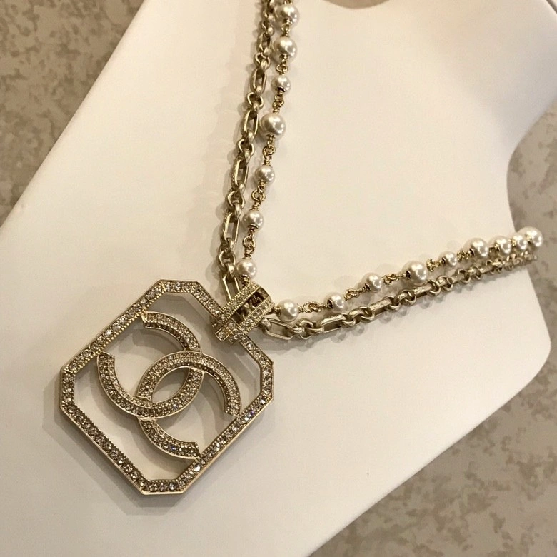 Premium Chanel Necklaces 228525