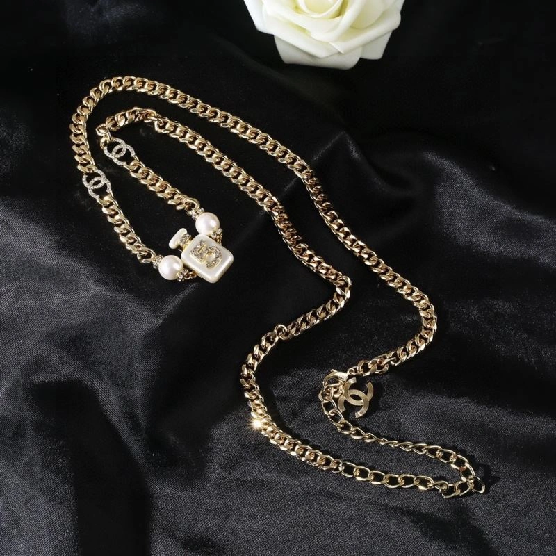 Affordable Chanel Necklaces 228613