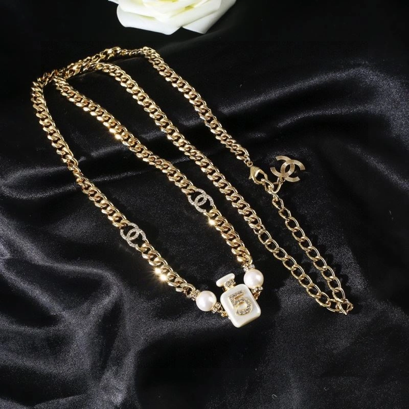Affordable Chanel Necklaces 228613