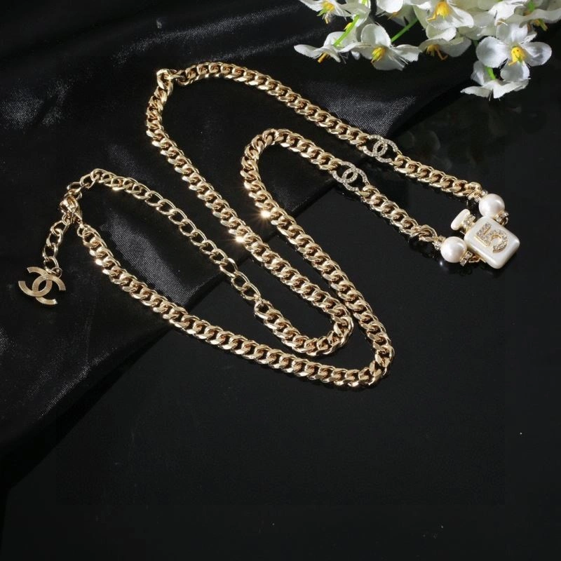 Affordable Chanel Necklaces 228613