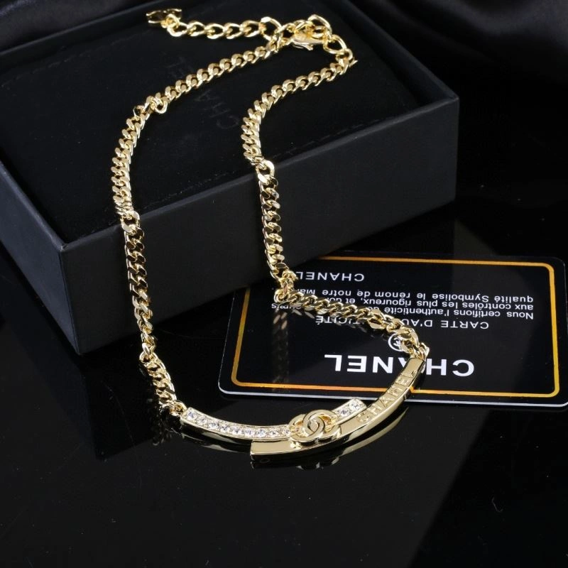 Chanel Necklaces Effortless 228524
