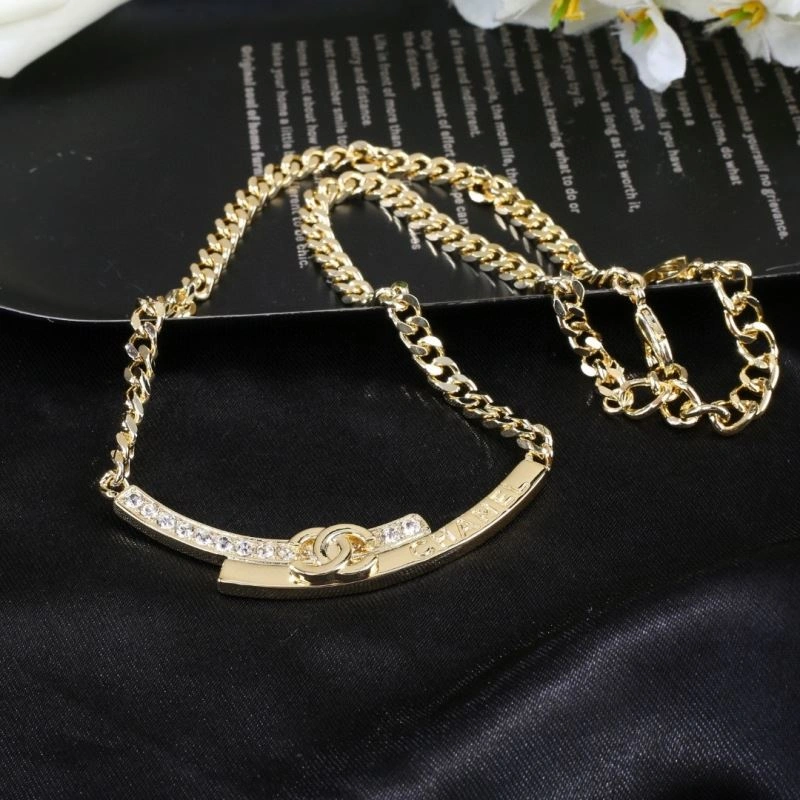 Chanel Necklaces Effortless 228524