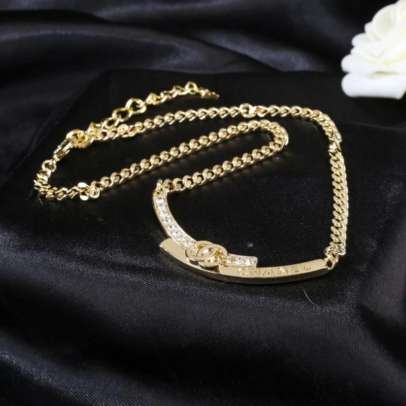 Chanel Necklaces Effortless 228524