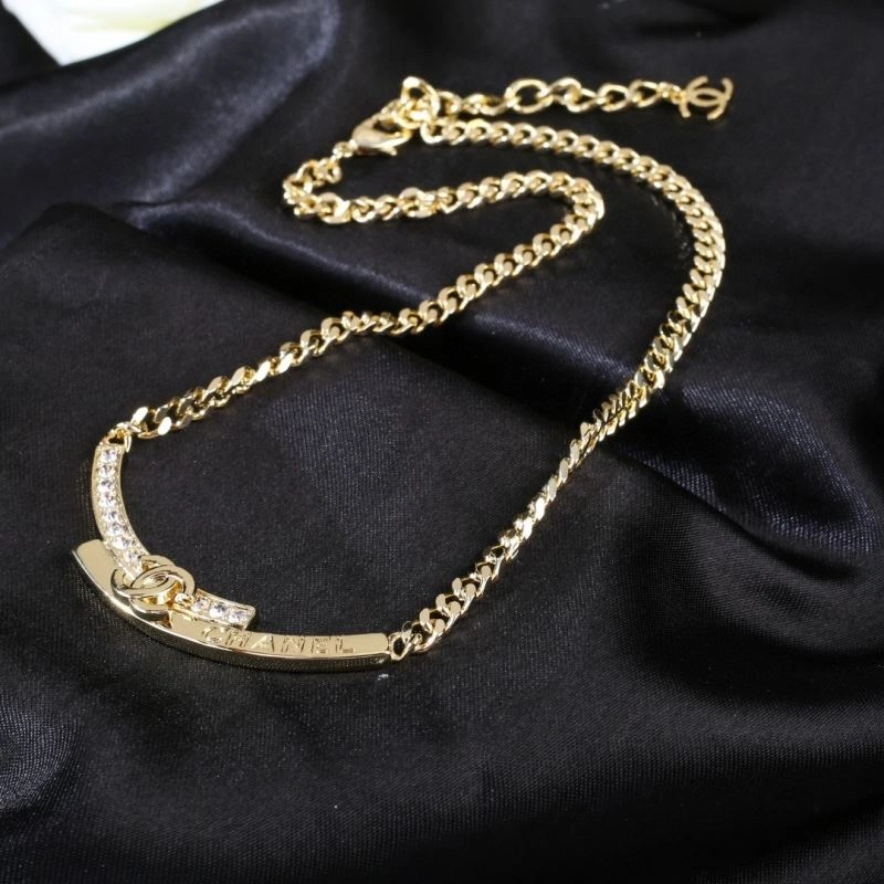 Chanel Necklaces Effortless 228524