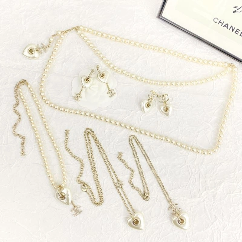 Chanel Necklaces Breathable 228516