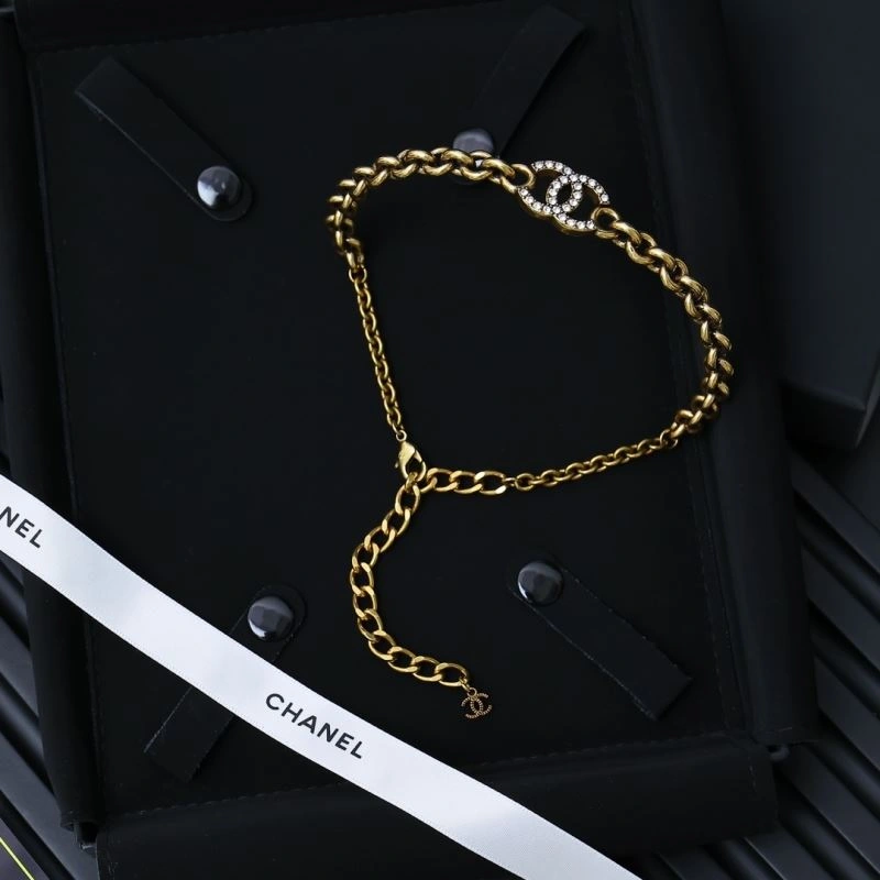 Chanel Necklaces Comfortable 228544