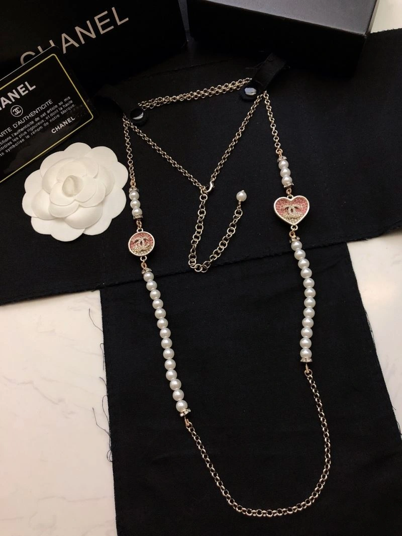 Compact Chanel Necklaces 228507