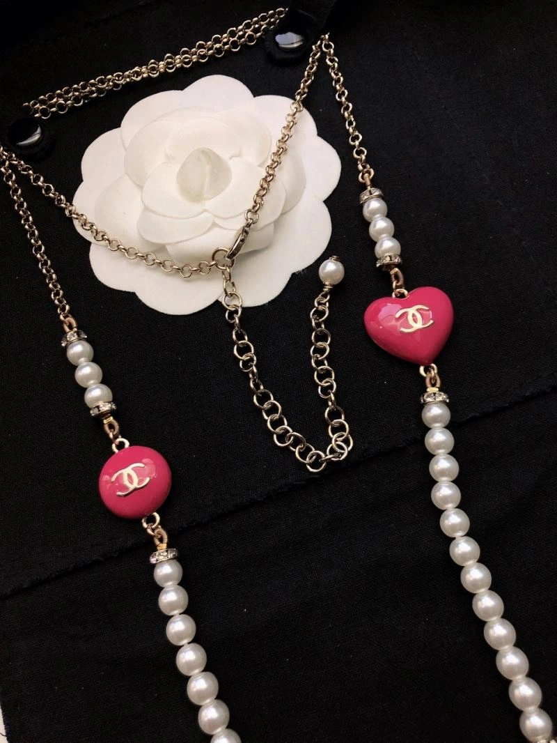 Compact Chanel Necklaces 228507