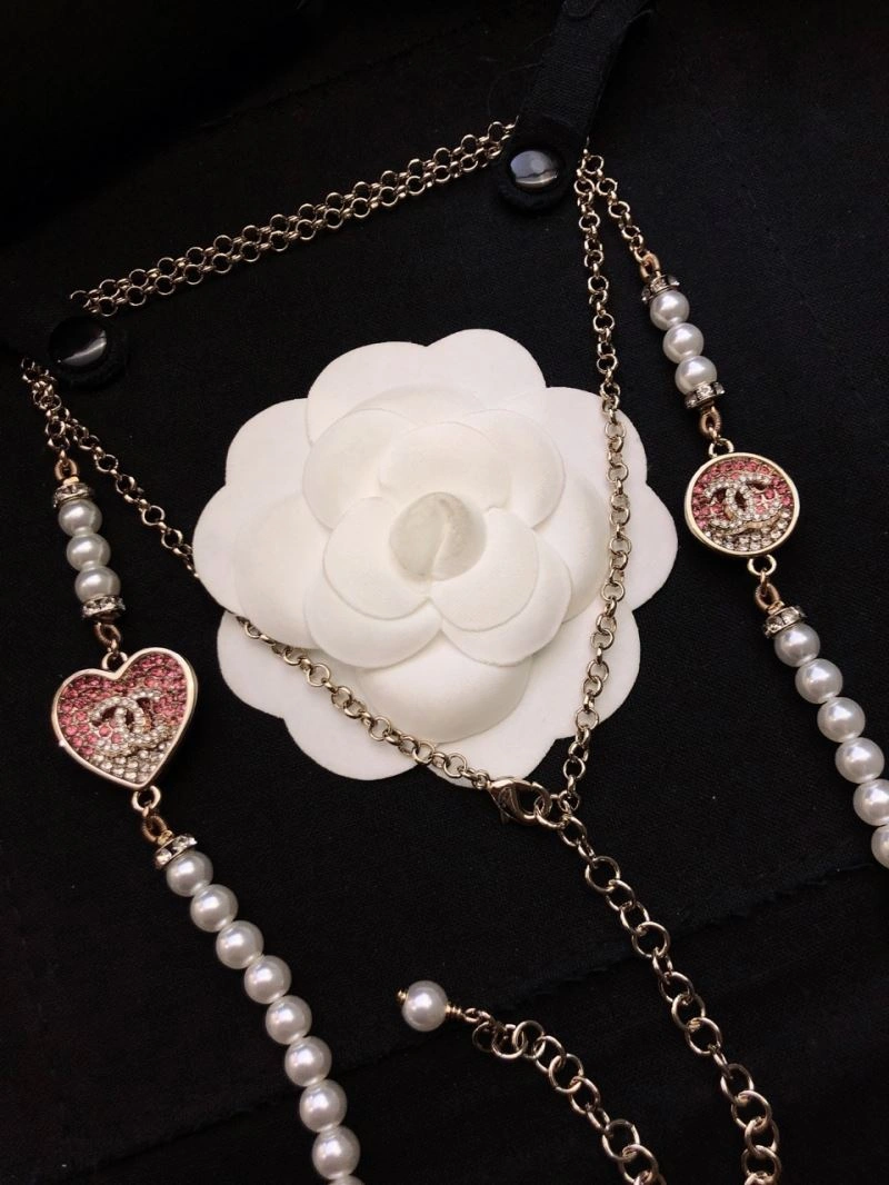 Compact Chanel Necklaces 228507
