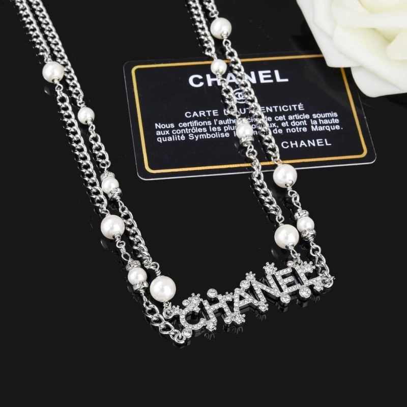Chanel Necklaces Effortless 228520
